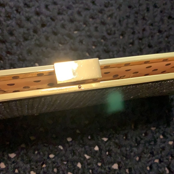 Classy Glamorous Golden Textured Evening Bag Fashion Clutch HU Certified Vegan - Picture 11 of 16